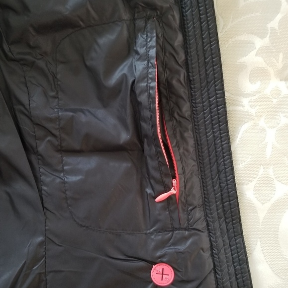 Puffer Vest - Picture 2 of 8